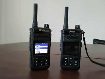 长距离通话好帮手，堪比手机？试用北峰公网对讲机CM625S通讯设备